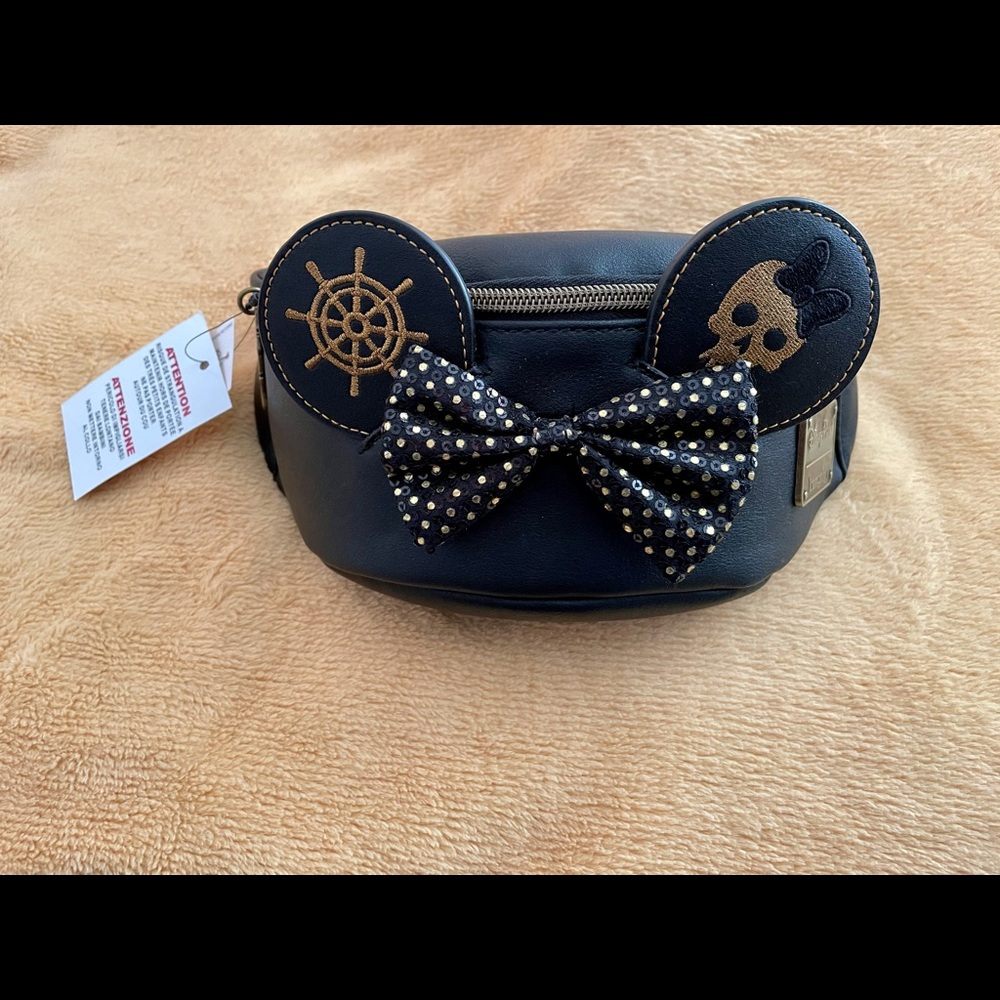 Loungefly MMMA Pirates bag